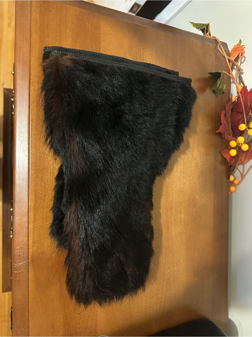 1900 Brown bear fur gloves
